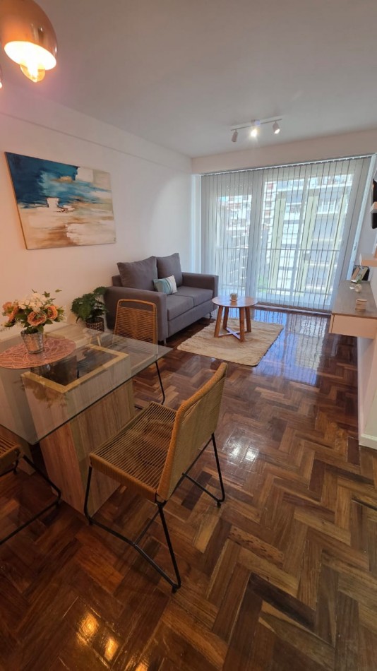 Departamento 2 Amb. con balcon al frente