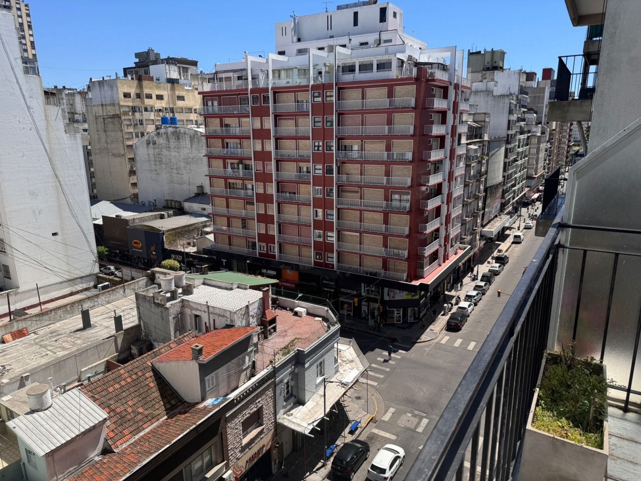 Departamento 2 Amb. con Balcon terraza