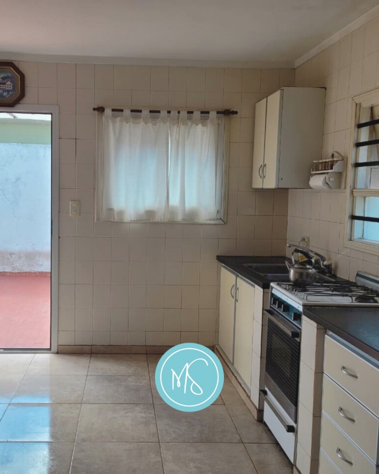 Casa 3 Ambientes Al Frente
