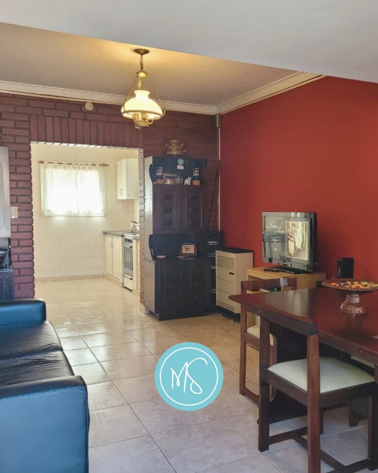 Casa 3 Ambientes Al Frente