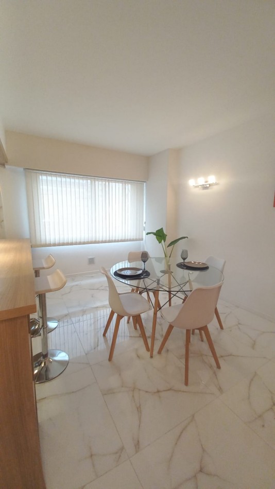 Departamento 2 Ambientes a la calle