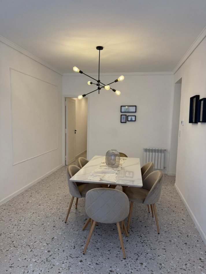 Departamento 3 Amb. a la calle con Balcon Terraza