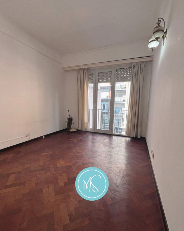 Semipiso al Frente en Edificio de Categoria