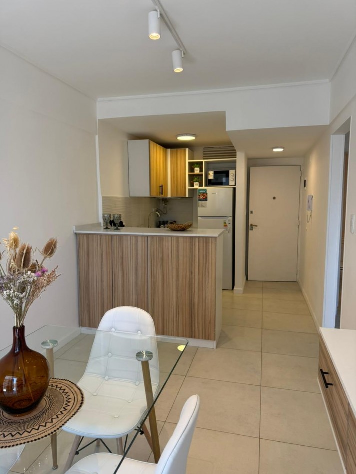 Departamento 2 Amb. Balcon a la Calle