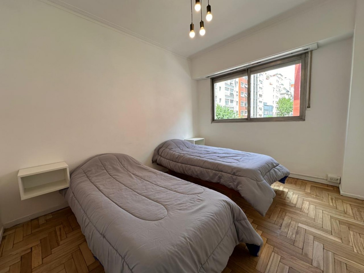 Departamento 3 Amb. a la calle con Balcon