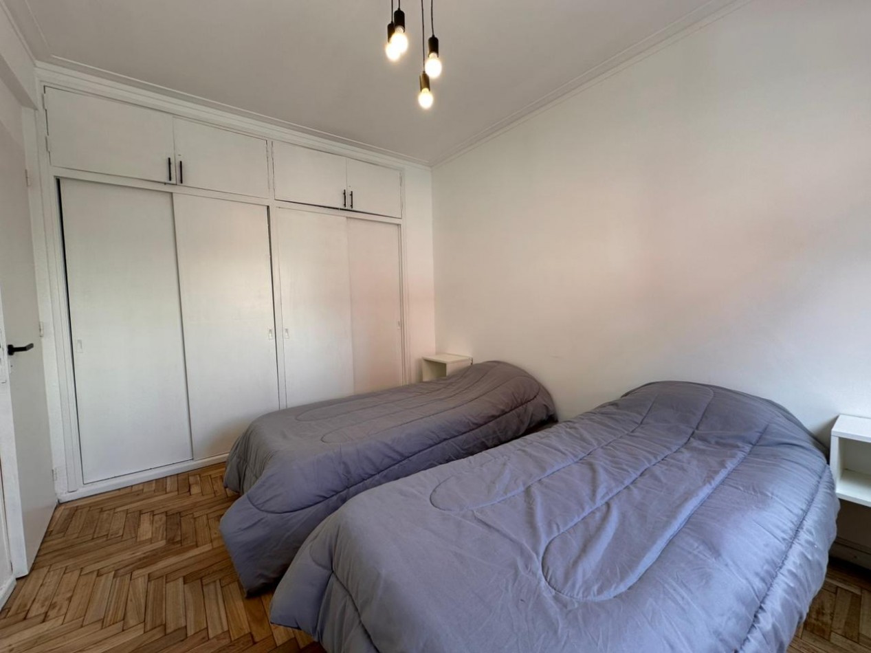 Departamento 3 Amb. a la calle con Balcon