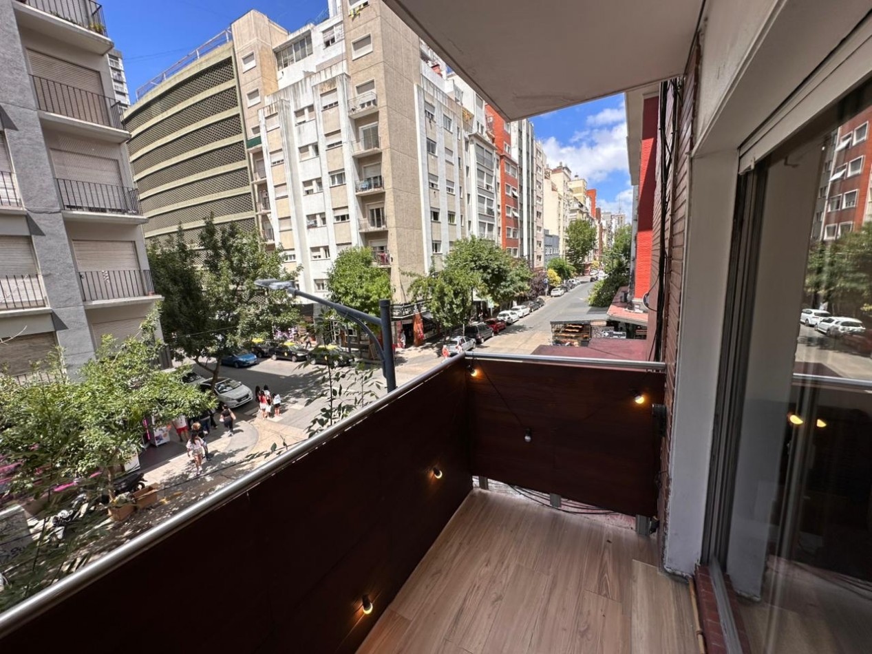 Departamento 3 Amb. a la calle con Balcon