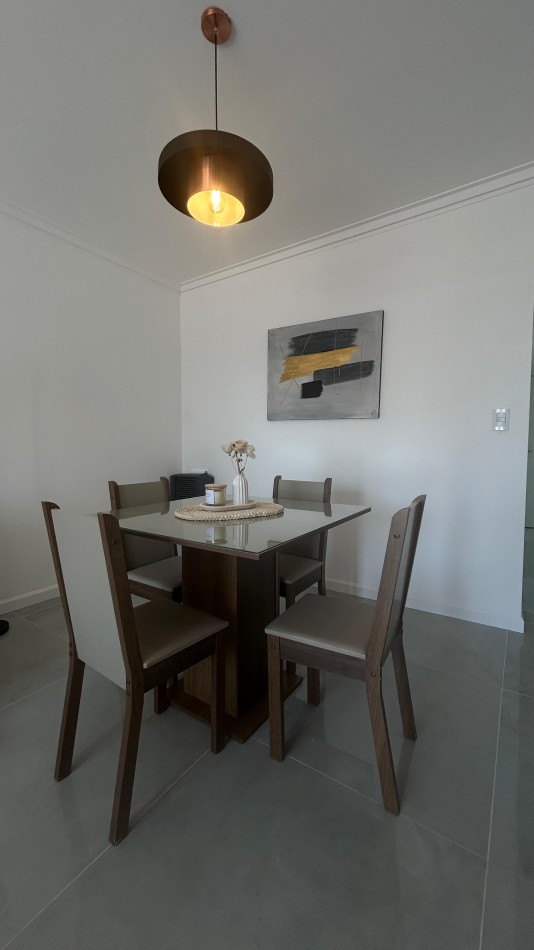 Departamento 2 Amb. con Balcon al Frente