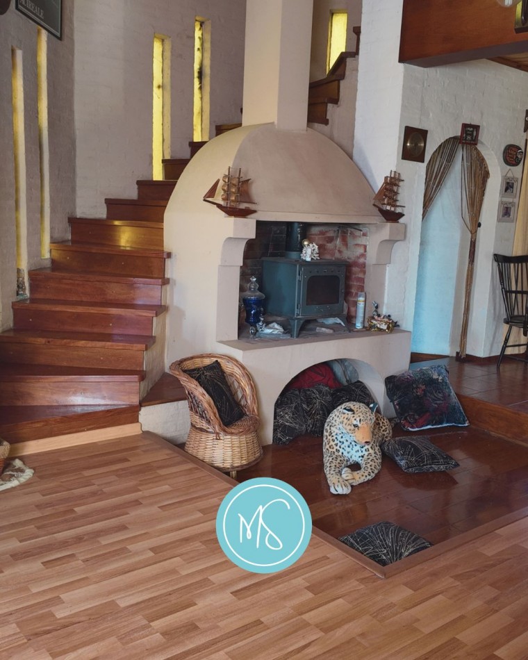 CHALET EN DOS PLANTAS COLINAS DE PERALTA RAMOS 