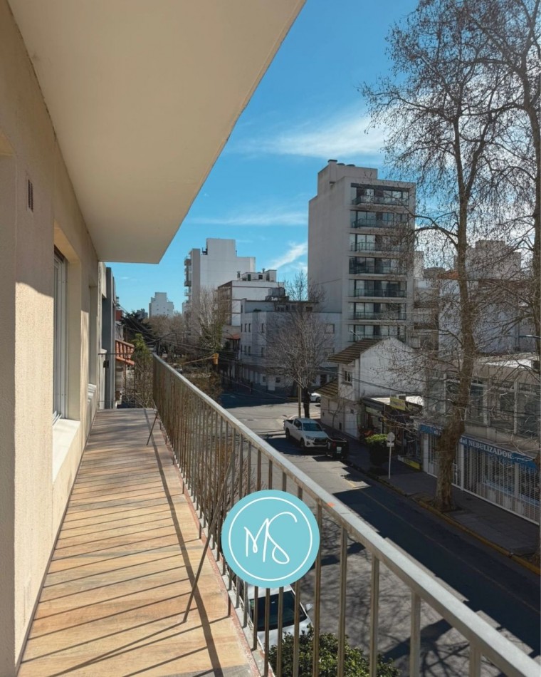 DEPTO 4 AMBIENTES BALCON Y COCHERA 