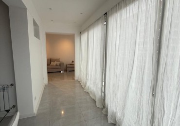 Departamento 3 Amb. a la Calle con Balcon