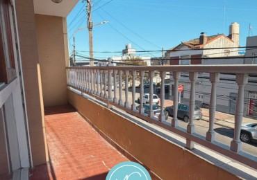 ALQUILER 24 MESES 3 AMBIENTES AL FRENTE CON BALCON 